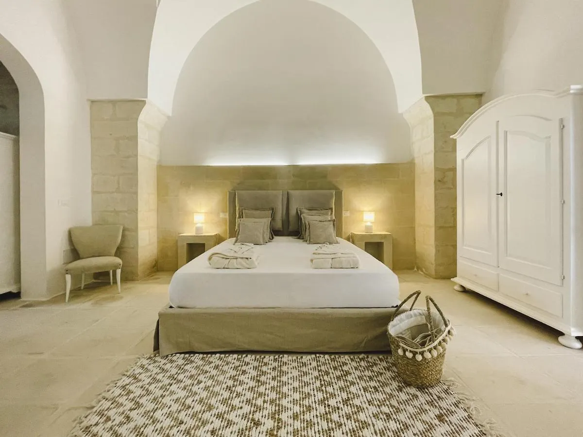 Masseria Paralupi Lecce 0*,